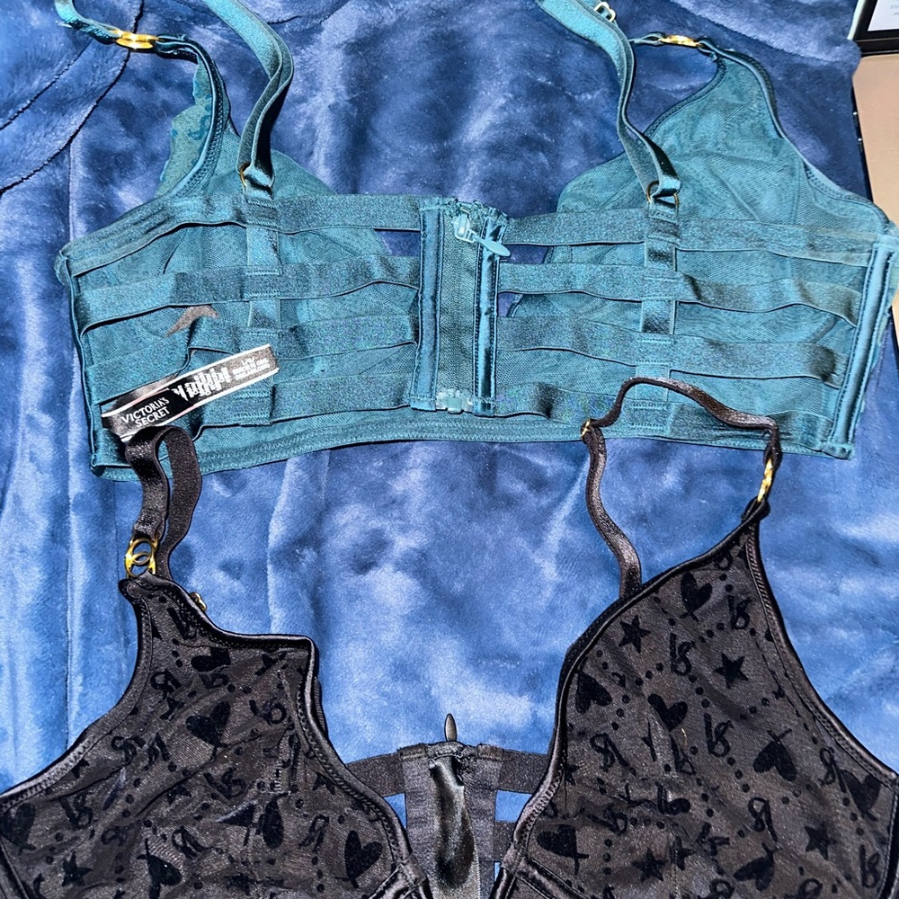 Victoria's Secret Teal Strappy Bra